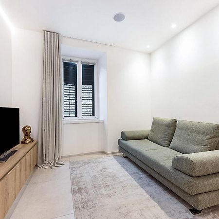 App 206 Palazzo Cavour Apartment Bolzano Luaran gambar